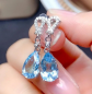 Preview: Elegante Aquamarin-Kristallohrringe in Tropfenform – Braut- & Hochzeitsschmuck