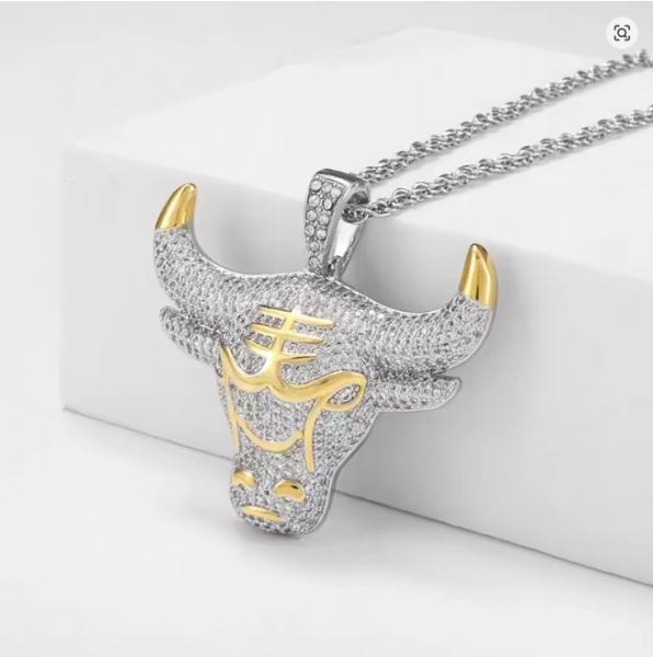 Stierkopf-Halskette mit Zirkonia-Anhänger für Herren und Damen, Rock-Tieranhänger, Party-Schmuck