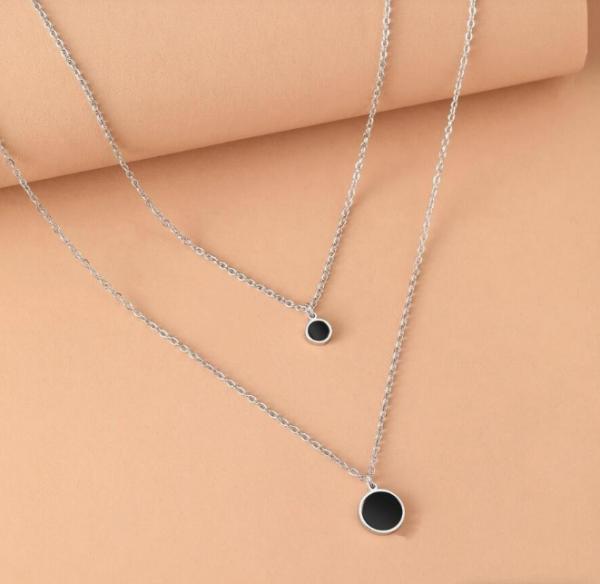 Edelstahl-Halsketten mit schwarzem Acryl-Scheibenanhänger, Choker-Ketten, koreanische Mode, mehrlagige Halsketten für Damen