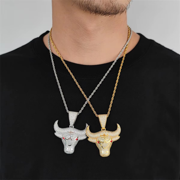 Herren-Halskette mit Stierkopf-Anhänger im Hip-Hop-Stil mit Strasssteinen und Sternzeichen-Stierkopf-Anhänger, Schmuckgeschenk