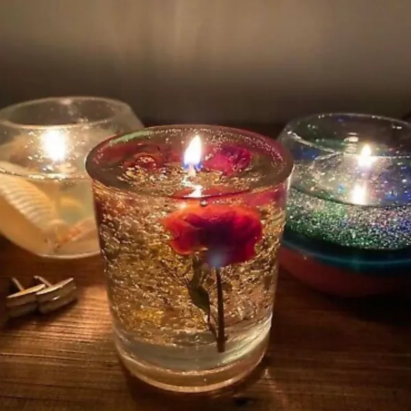 Aromatherapie-, Bade- und Yogakerzen für Zuhause und Büro